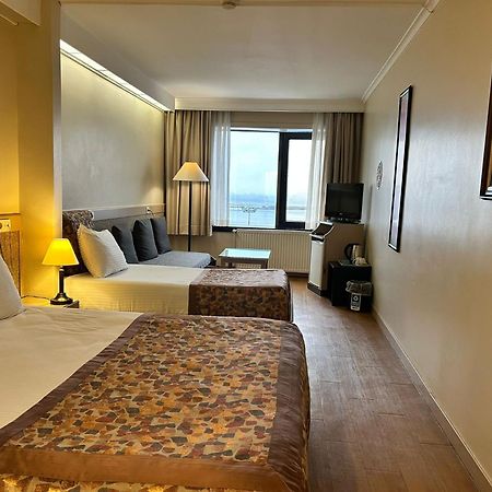 Kadikoey Rihtim Hotel Istanbul Exterior photo